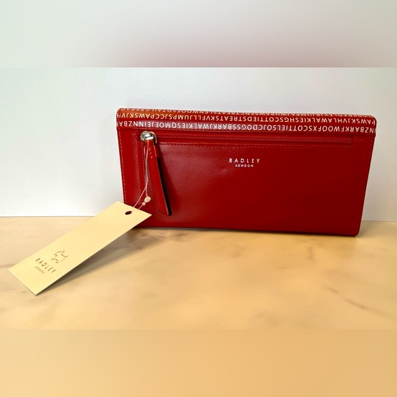 NWT Radley London Large Bright Red Leather Wallet Scotty Dog White Text Dust Bag - Picture 2 of 13